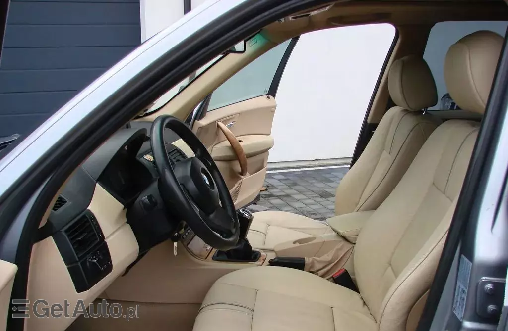 BMW X3 2.0d (150 KM)