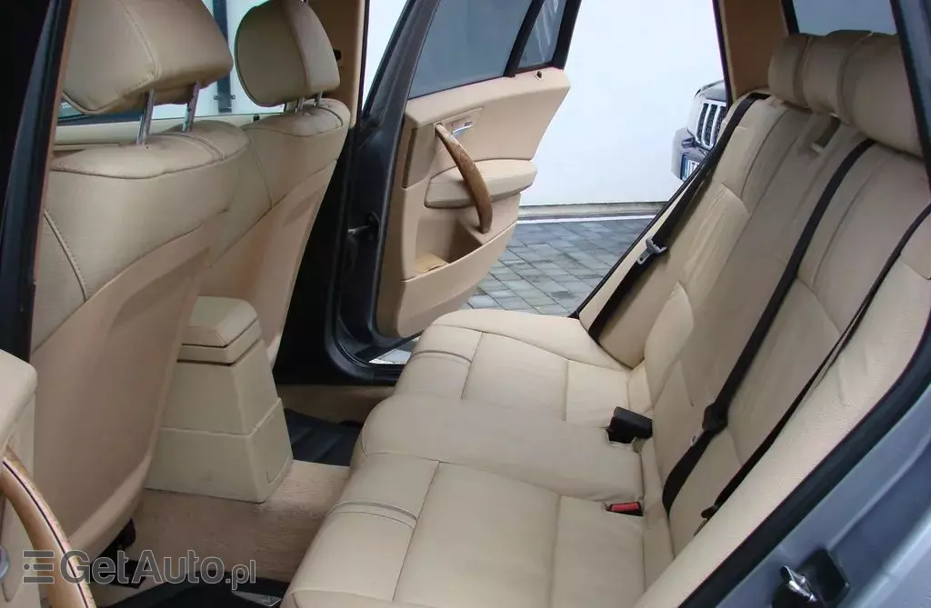 BMW X3 2.0d (150 KM)