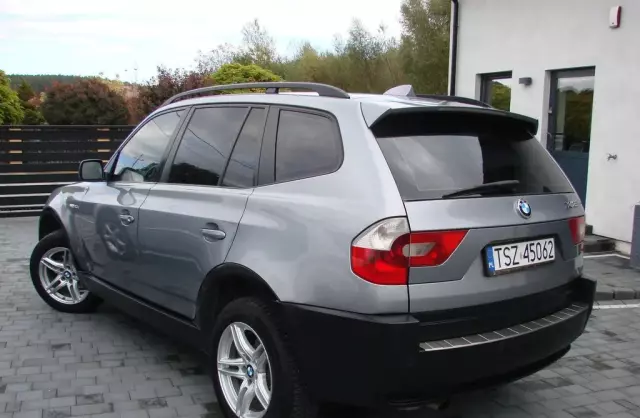 BMW X3 2.0d (150 KM)