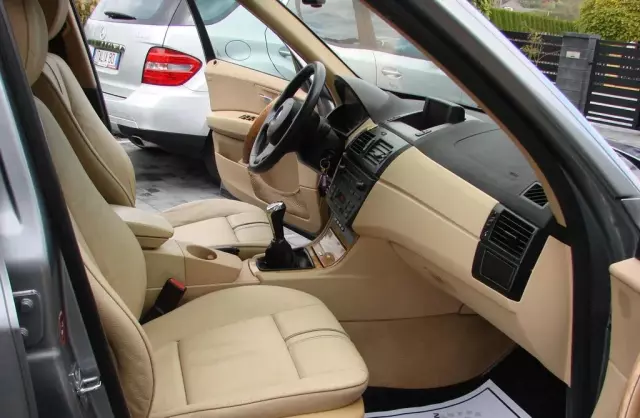 BMW X3 2.0d (150 KM)