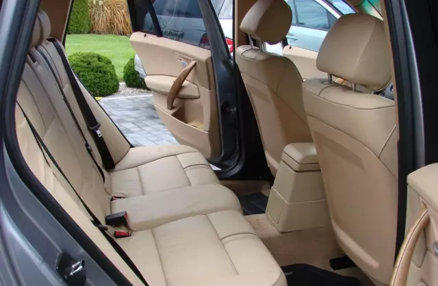 BMW X3 2.0d (150 KM)