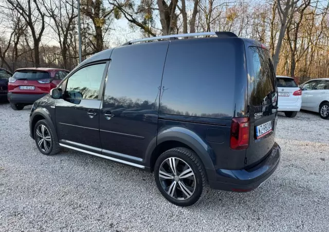 VOLKSWAGEN Caddy 