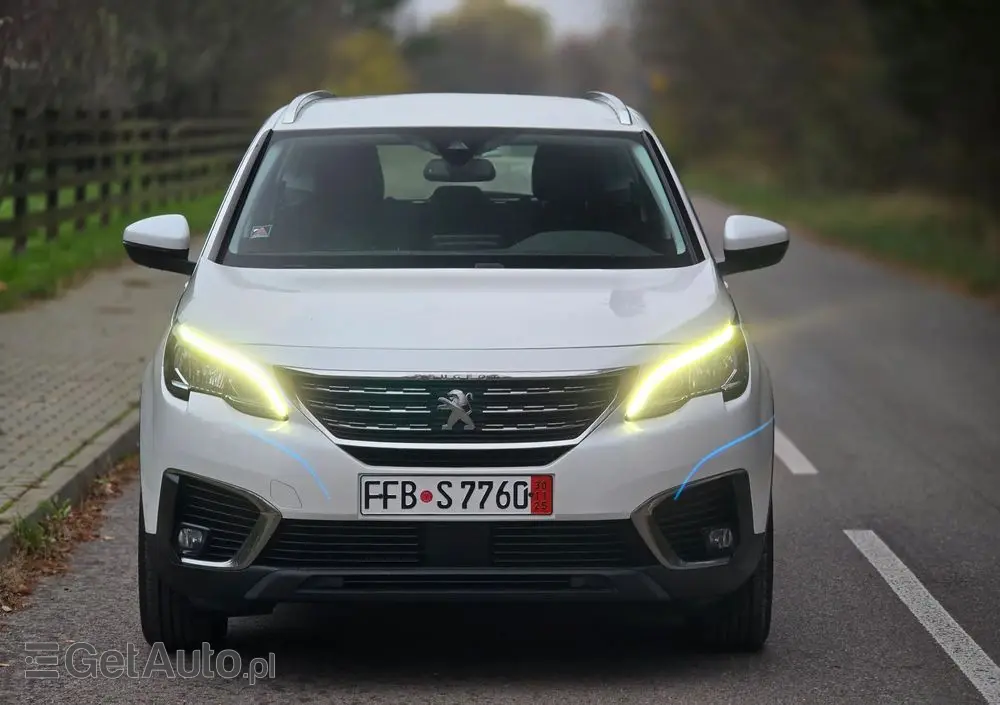 PEUGEOT 5008 PureTech 130 Active
