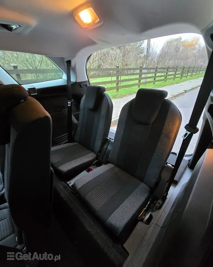 PEUGEOT 5008 PureTech 130 Active