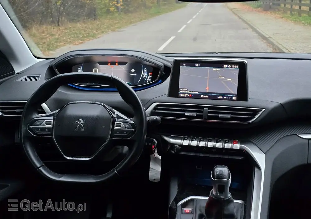 PEUGEOT 5008 PureTech 130 Active