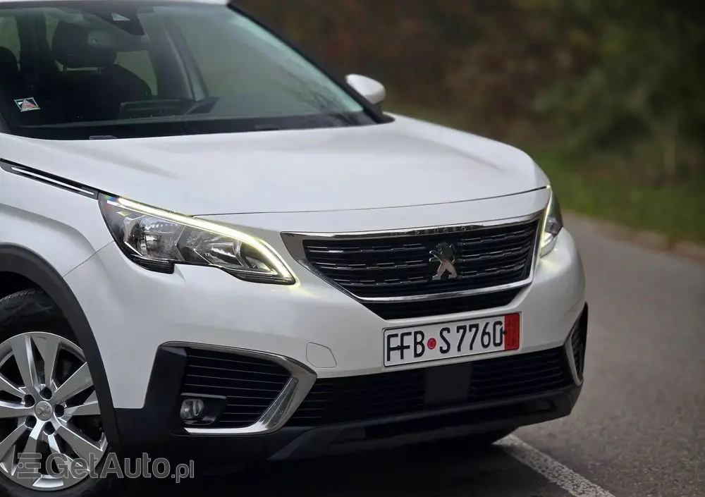 PEUGEOT 5008 PureTech 130 Active