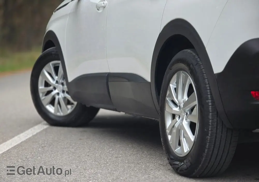 PEUGEOT 5008 PureTech 130 Active