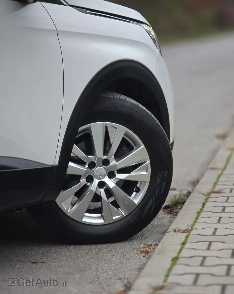 PEUGEOT 5008 PureTech 130 Active