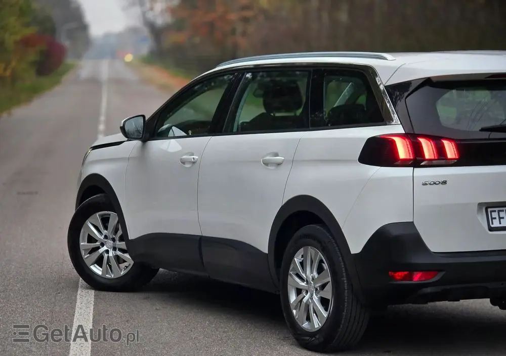 PEUGEOT 5008 PureTech 130 Active