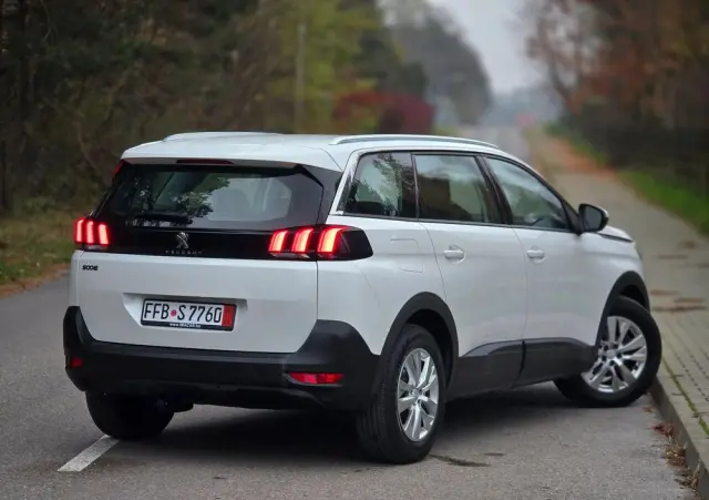 PEUGEOT 5008 PureTech 130 Active