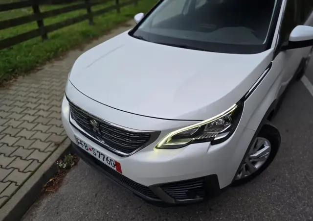 PEUGEOT 5008 PureTech 130 Active