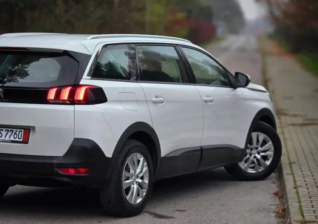 PEUGEOT 5008 PureTech 130 Active