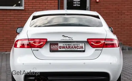 JAGUAR XE 