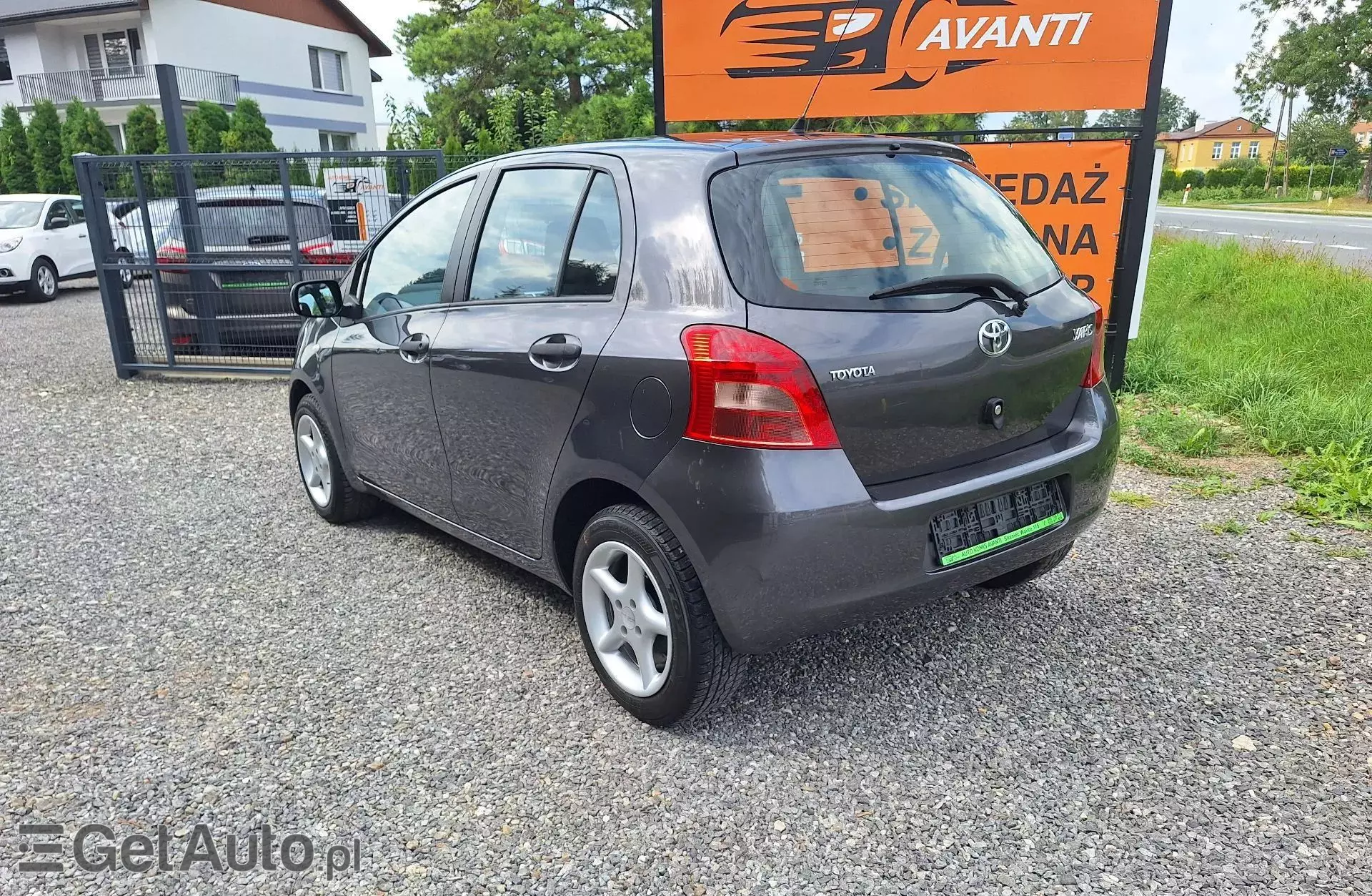 TOYOTA Yaris 1.0 i VVT-i (69 KM)