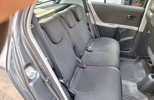 TOYOTA Yaris 1.0 i VVT-i (69 KM)