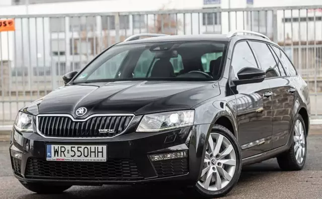 SKODA Octavia 