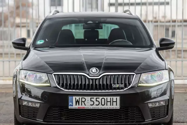SKODA Octavia 