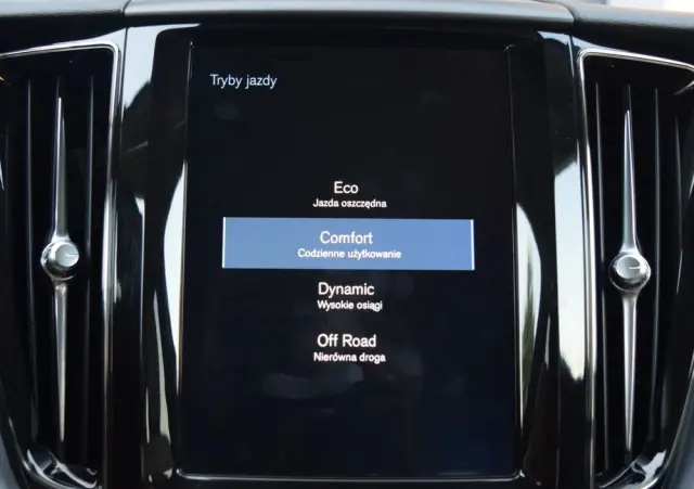 VOLVO XC 60 D4 Geartronic Momentum Pro