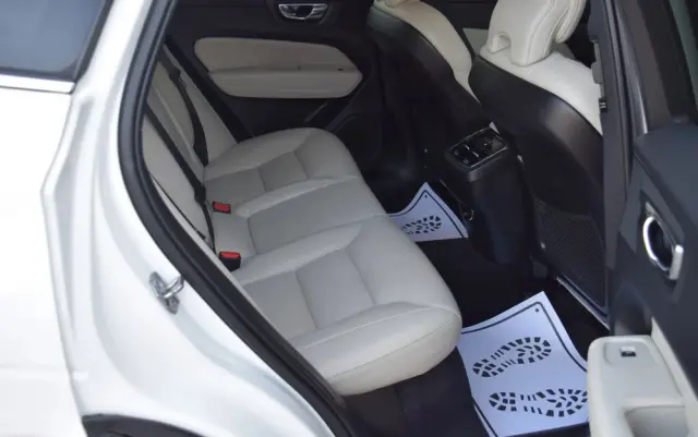 VOLVO XC 60 D4 Geartronic Momentum Pro