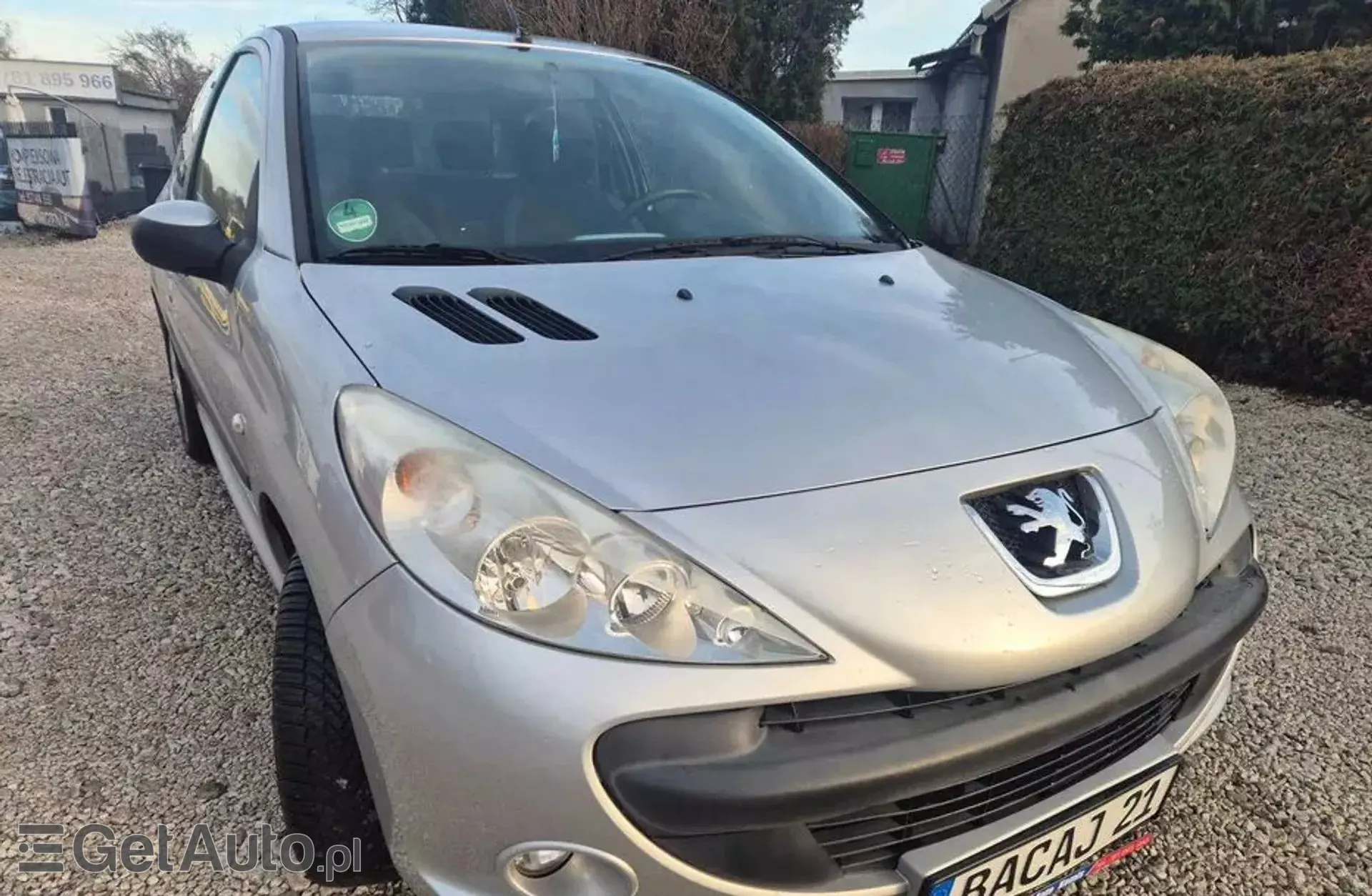 PEUGEOT 206 1.1i (60 KM)