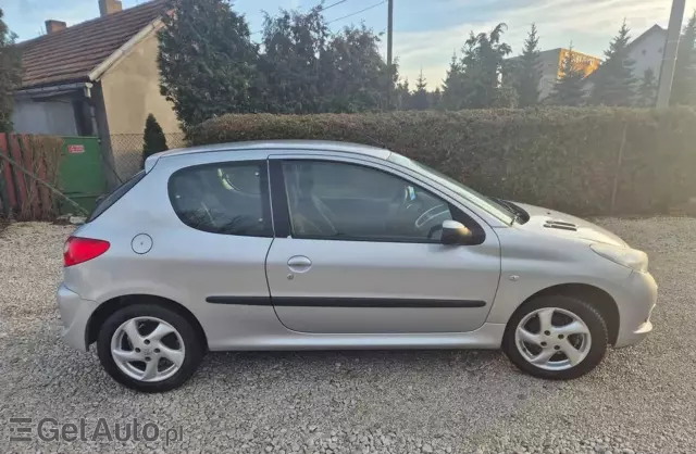 PEUGEOT 206 1.1i (60 KM)