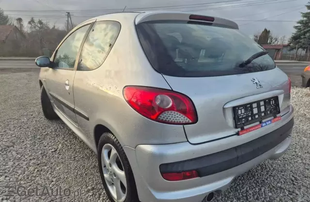PEUGEOT 206 1.1i (60 KM)