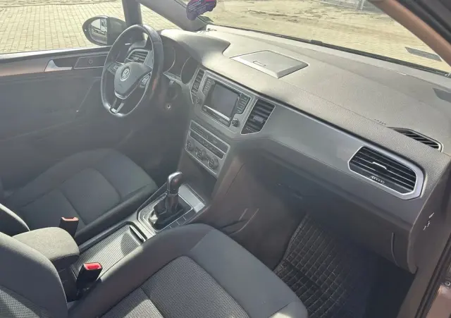 VOLKSWAGEN Golf Sportsvan VII SV 2.0 TDI BMT Highline DSG