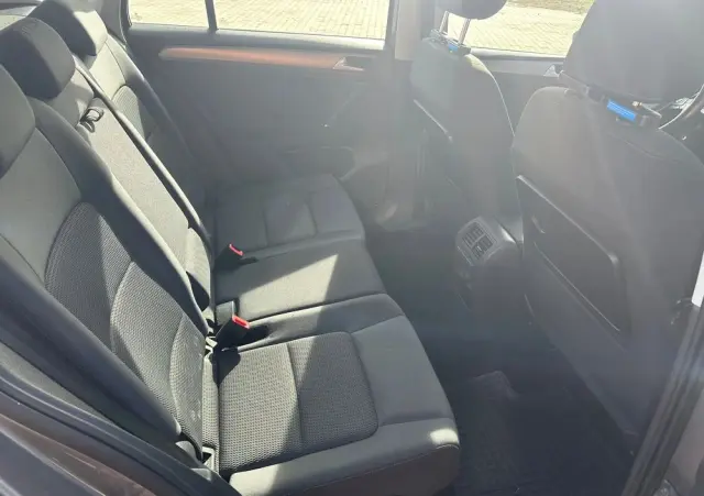 VOLKSWAGEN Golf Sportsvan VII SV 2.0 TDI BMT Highline DSG