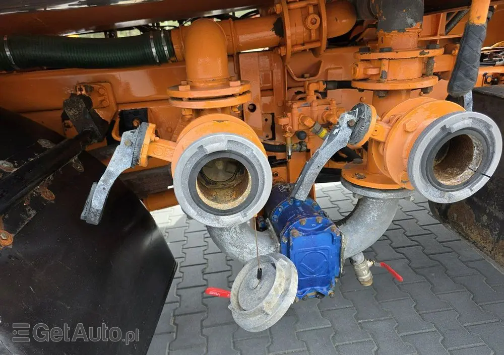 JELCZ WUKO SCK-3E RECYCLING  do zbierania odpadów płynnych separatorów 