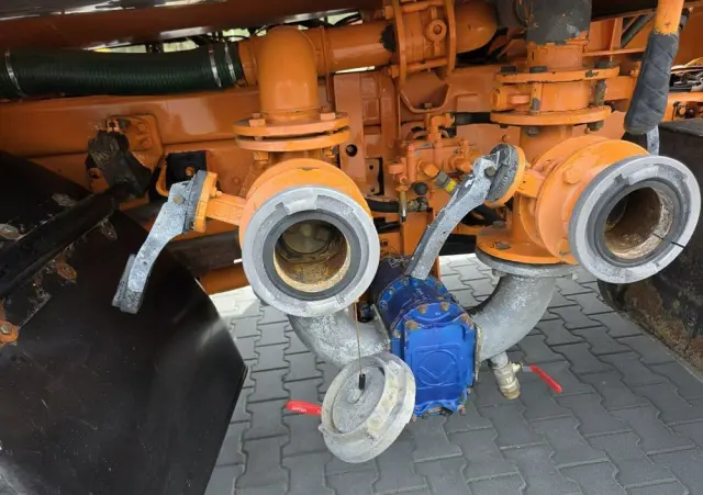 JELCZ WUKO SCK-3E RECYCLING  do zbierania odpadów płynnych separatorów 