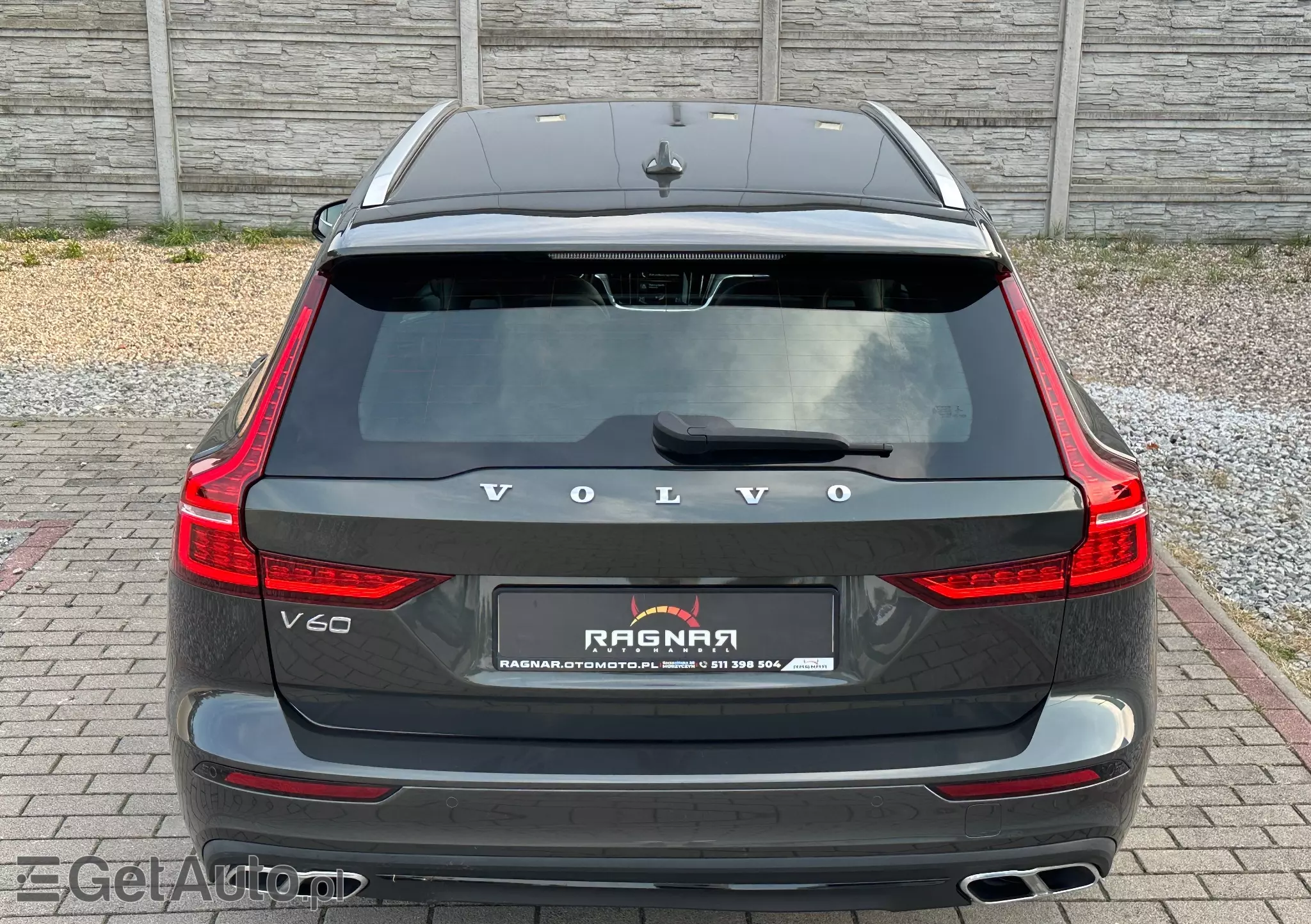 VOLVO V60 Momentum Getr