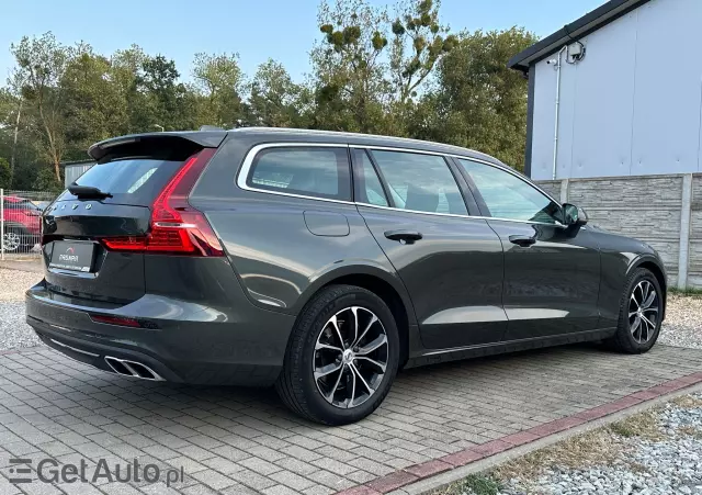 VOLVO V60 Momentum Getr