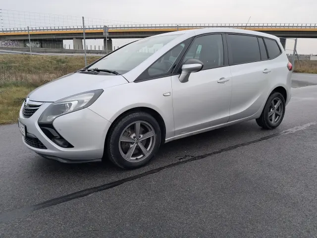 OPEL Zafira Cosmo Aut.