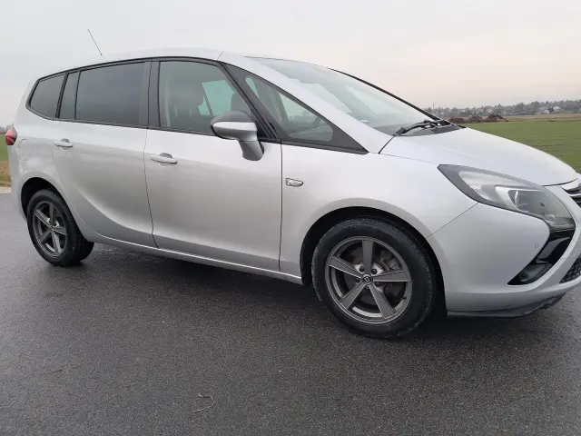 OPEL Zafira Cosmo Aut.
