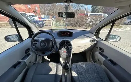RENAULT Modus 