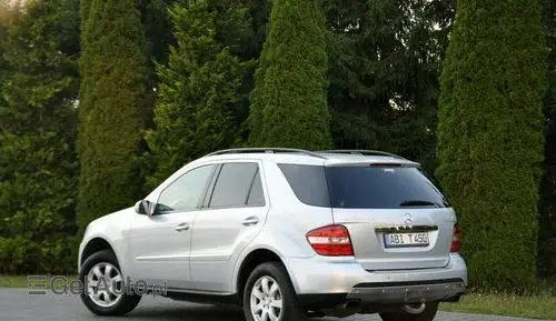 MERCEDES-BENZ ML 