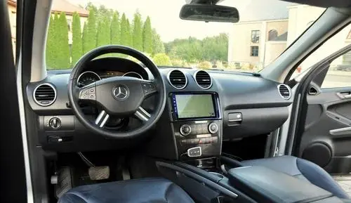 MERCEDES-BENZ ML 