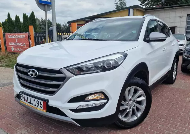 HYUNDAI Tucson 
