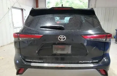 TOYOTA Highlander 