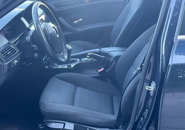 BMW Seria 5 520d Edition Exclusive