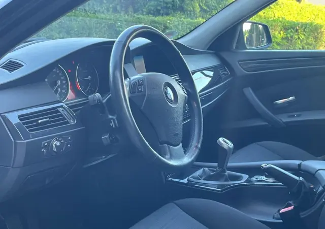 BMW Seria 5 520d Edition Exclusive