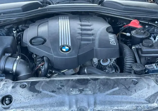 BMW Seria 5 520d Edition Exclusive