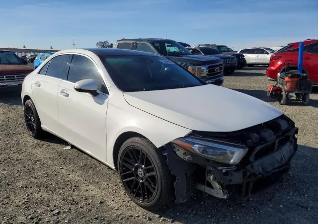 MERCEDES-BENZ Klasa A 