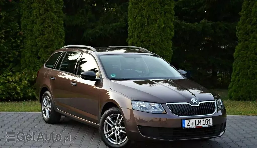 SKODA Octavia 