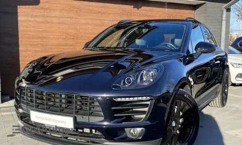 PORSCHE Macan 