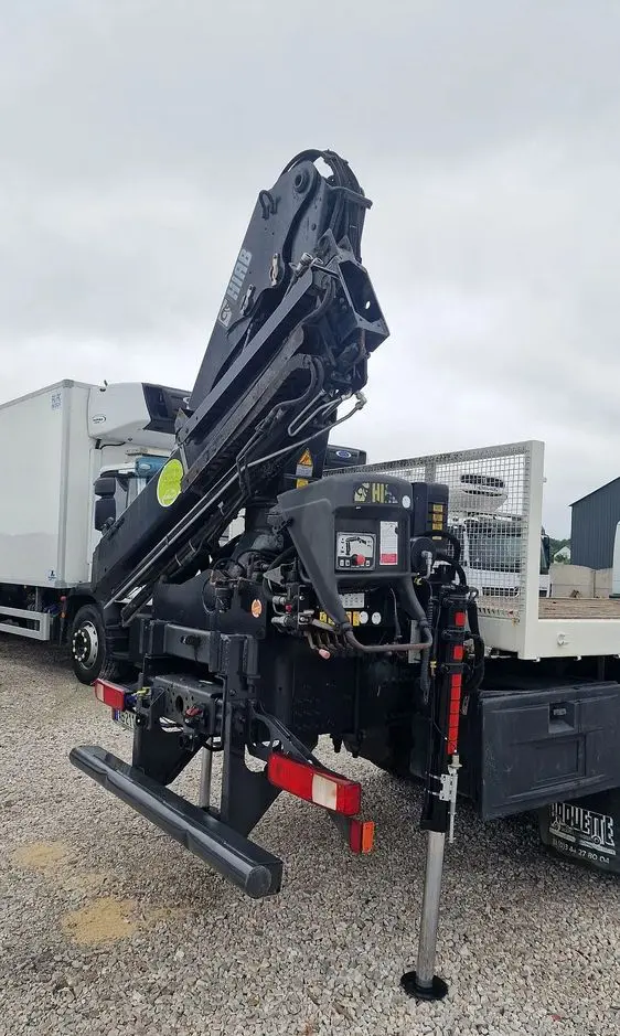 RENAULT Kerax 410DXI 6x4 HIAB 166 z Pilot 