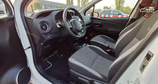 TOYOTA Yaris Hybrid 1.5 VVT-i Comfort