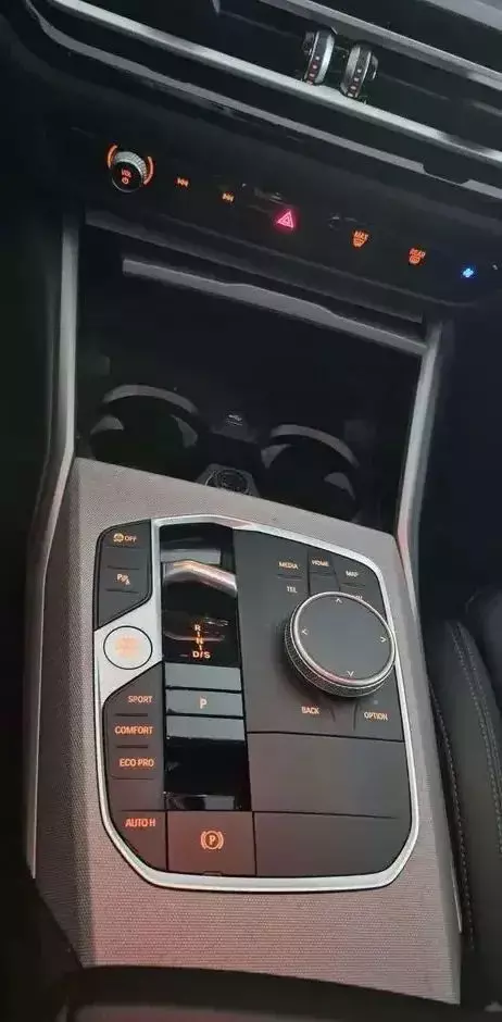 BMW Seria 3 318d Touring