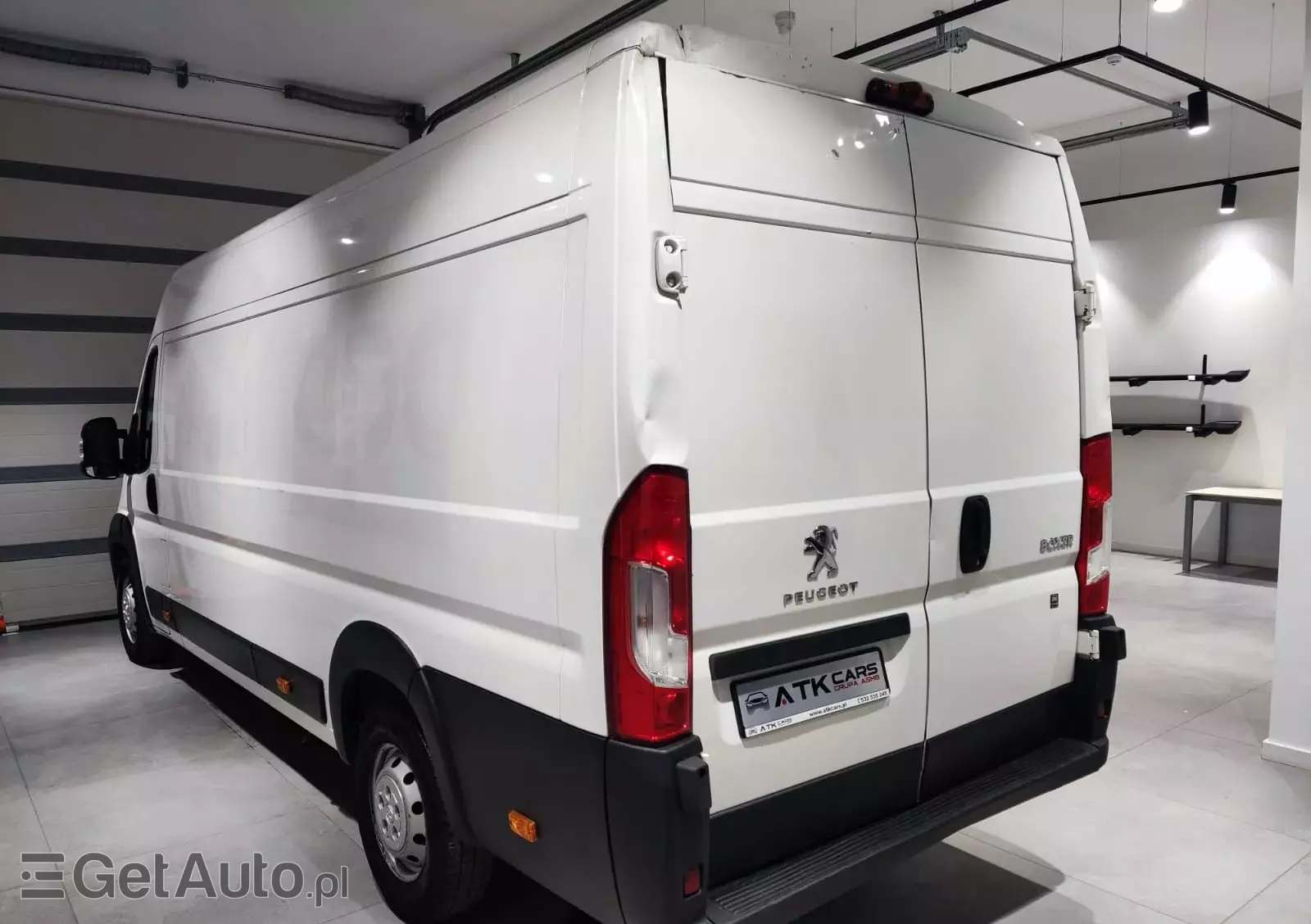PEUGEOT Boxer furgon PRO L3H2 