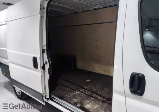 PEUGEOT Boxer furgon PRO L3H2 